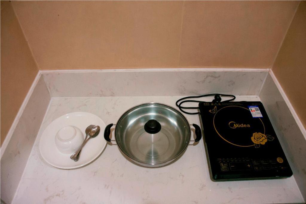 Green Rose Hotel Batam Экстерьер фото